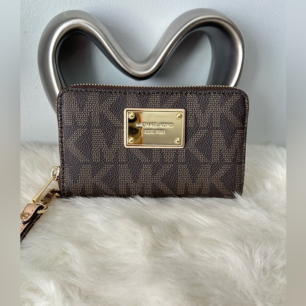 ❤️ michael kors small wallet